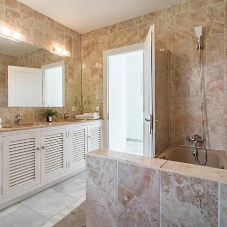 Villa Alegre - Charming Villa With Private Pool Ferienhaus *